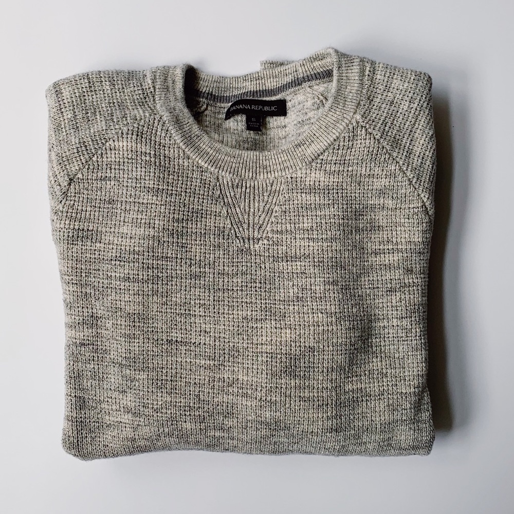 Banana Republic Soft Grey Sweatshirt - Picture 3 of 3